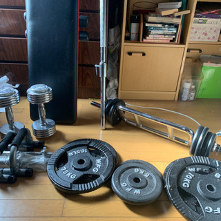 ダンベル、バーベル、懸垂マシン、ベンチ等セット