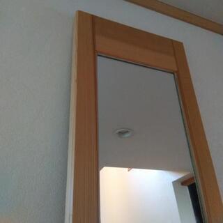 縦に長い鏡