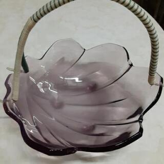 持ち手付き　お皿　レトロの画像