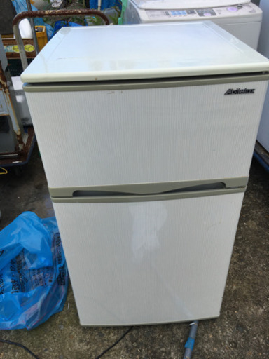 単身　2ドア冷蔵庫　2014年　AR-100c