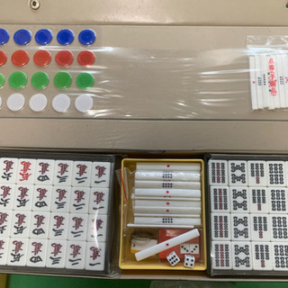 【再値下げ】麻雀雀牌 マットセットの画像