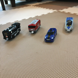 トミカシリーズハッピーセットおもちゃ電車などの画像