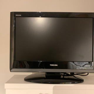 TOSHIBA REGZA 19V