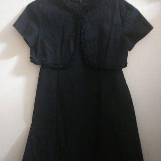 ELLE PETITE 子供服　１３０ 黒 半袖  ワンピース　...