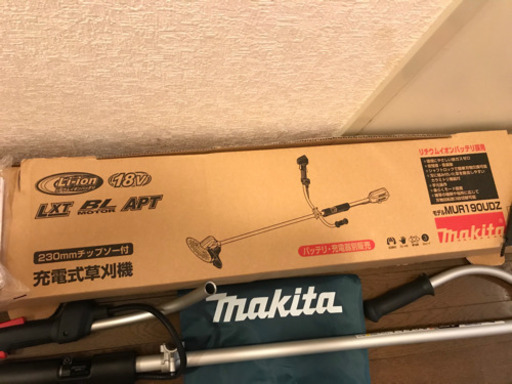 マキタ　草刈機　18V MUR190 新品未使用！