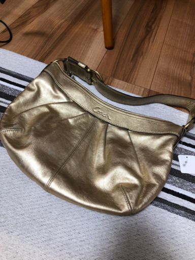コーチのショルダーバッグをお譲りします②