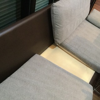 村内家具オーダーのゆったりソファー！ベッドに変身可で自由自在！の画像