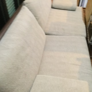 村内家具オーダーのゆったりソファー！ベッドに変身可で自由自在！の画像