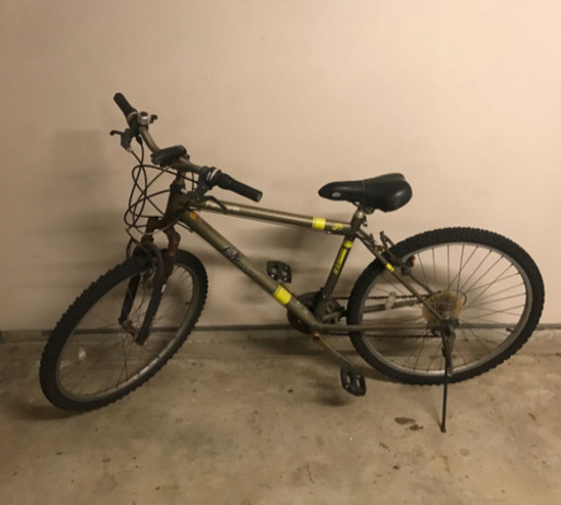 クロスバイク　8000円