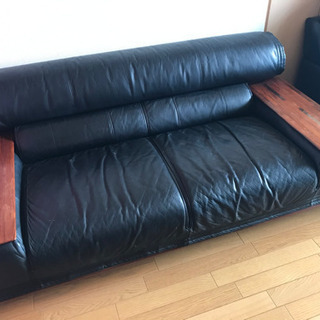 カリモク　ビベンテ