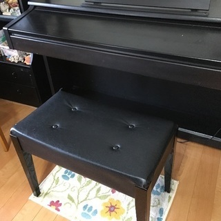 電子ピアノの画像