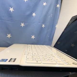 美品美麗品リノベＰＣ・Ｗｅｂカメラ内蔵💗高速ｉ５第三世代/爆速ＳＳＤ２４０ＧＢ/メモリ４GＢ💗人気のエクストラホワイト/Ｗｉｎ１０/Office2019付/15.6ｲﾝﾁ/無線ＬＡＮ/ＤＶＤ・ＣＤ再生ソフト付　No.2204002の画像