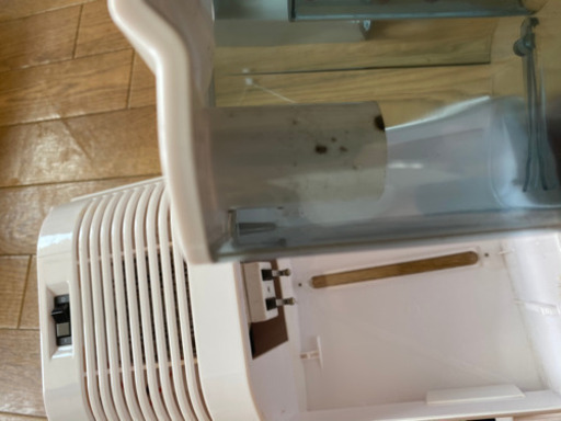 ファンヒーターと加湿器　どちらもジャンク扱い
