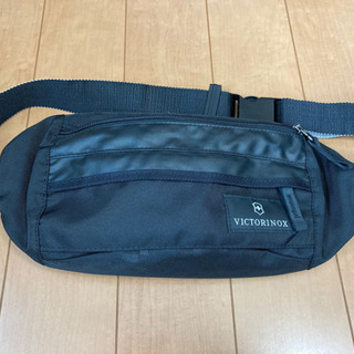 victorinox ボディーバックの画像