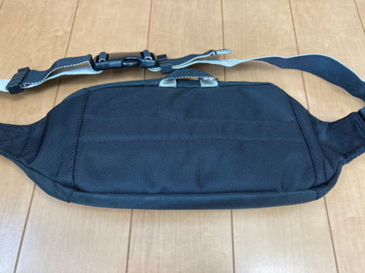 victorinox ボディーバック