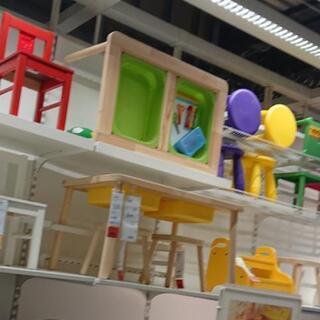 IKEA イケア 子供用 収納付き テーブル & ベンチ フリサット FLISAT デスク

の画像