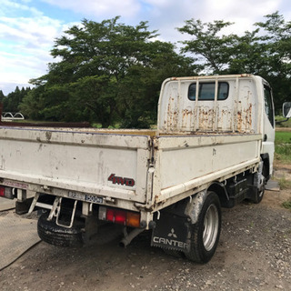 三菱キャンター　ガッツ　4WD