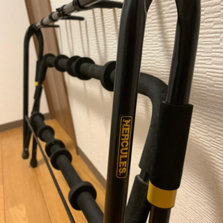 ギタースタンド　6本立て　HERCULES製の画像