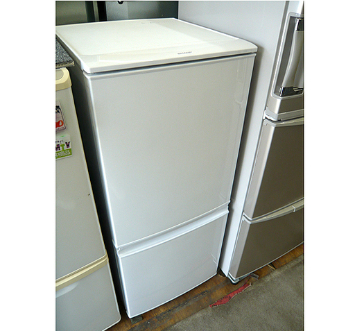 札幌 2015年製 2ドア冷蔵庫 137L シャープ SJ-D14A-W 100Lクラス 一人暮らし 単身 本郷通店