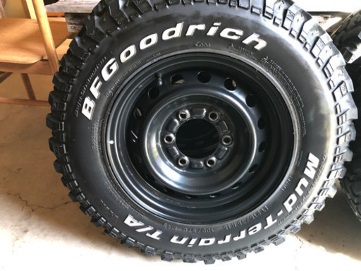 タイヤ+ホイールセット、ハイエース100系200系にて使用、BFグッドリッチMT215/75R15+200系純正ホイール