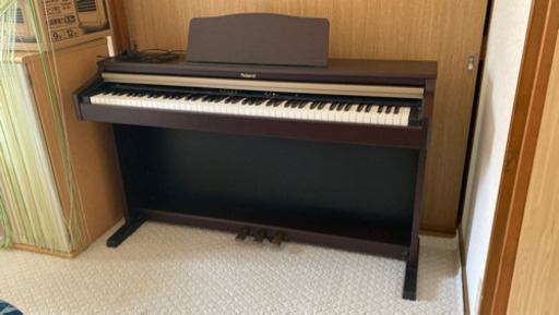 ローランド　電子ピアノ