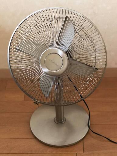 Electrolux クラシックファン（扇風機） クラッシクシルバー EFN12M