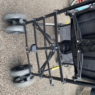 双子用ベビーカー　ブラッグの画像