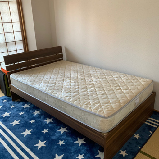 終了しました。新品同様　セミダブルベッドのみの出品