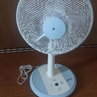 ワイヤレスリモコン 30cm扇風機の画像