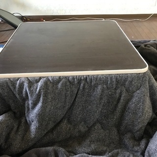 こたつ机の画像