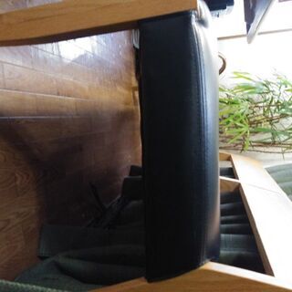 ベンチ型チェアーの画像