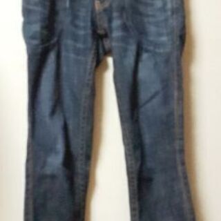 美品✨UNIQLO  七分丈ジーンズ   W 61cm