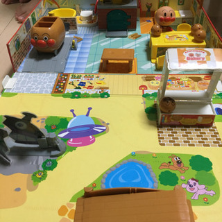 アンパンマン ぱっとひろがるパン工場