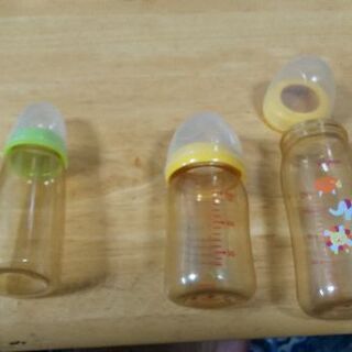 哺乳瓶を使用済みですが、ノークレームノーリタンで購入してくれる人募集。