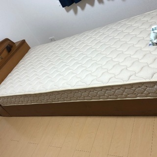 シングルベッド