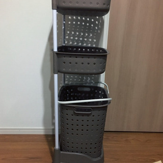 ランドリーバスケット　3段の画像
