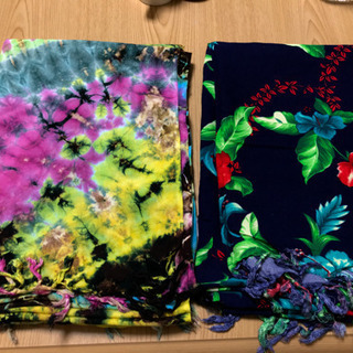 「お休み中」ハイビスカスのみ決定　パレオ1枚　残りタイダイの画像