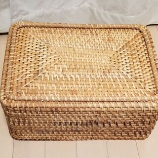 無印良品　ラタン長方形バスケットの画像