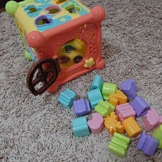 型はめ ブロック 知育玩具の画像