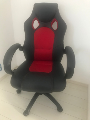 オフィスチェアー