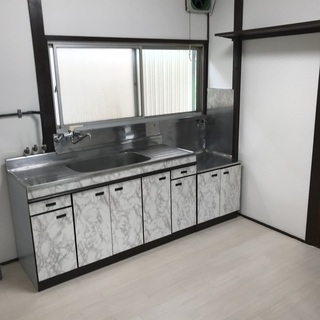 【人気の戸建】トイレ・独立洗面化粧台・浴槽新品！　室内リフォーム...