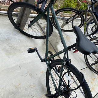 マット系カーキ色　自転車