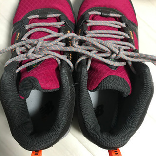 new balance トレッキングシューズ23cmの画像