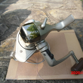 ★SHIMANO/TWINPOWER XT3000 (日本製）ハンドル軽快でゴリ感シャリ感なしの品♪の画像