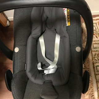 【お取引中】maxi cosi マキシコシ　ペブル　ベビーシート