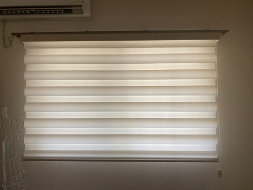 値下げ☆調光ロールスクリーン　154cm×115cm