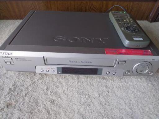 SONY  SLV-100 VHSビデオデッキ 他
