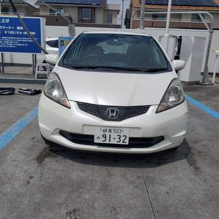 フィット　22年式　54000km