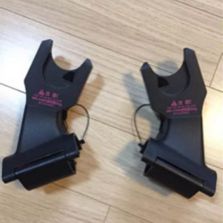 チャイルドシート兼ベビーカーの画像