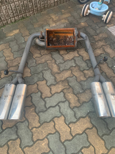 60ヴォクシーマフラー